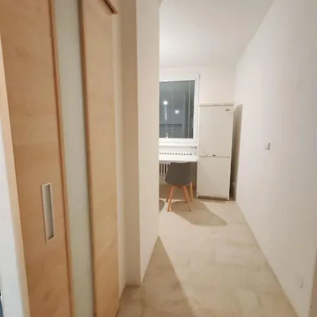 Star #2a215 By Starbnb Eu * Brno